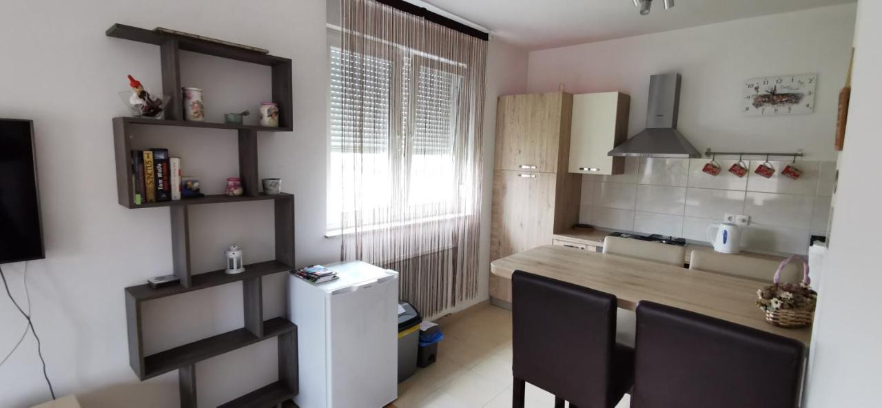 Apartment Daphnia Zagreb Room photo