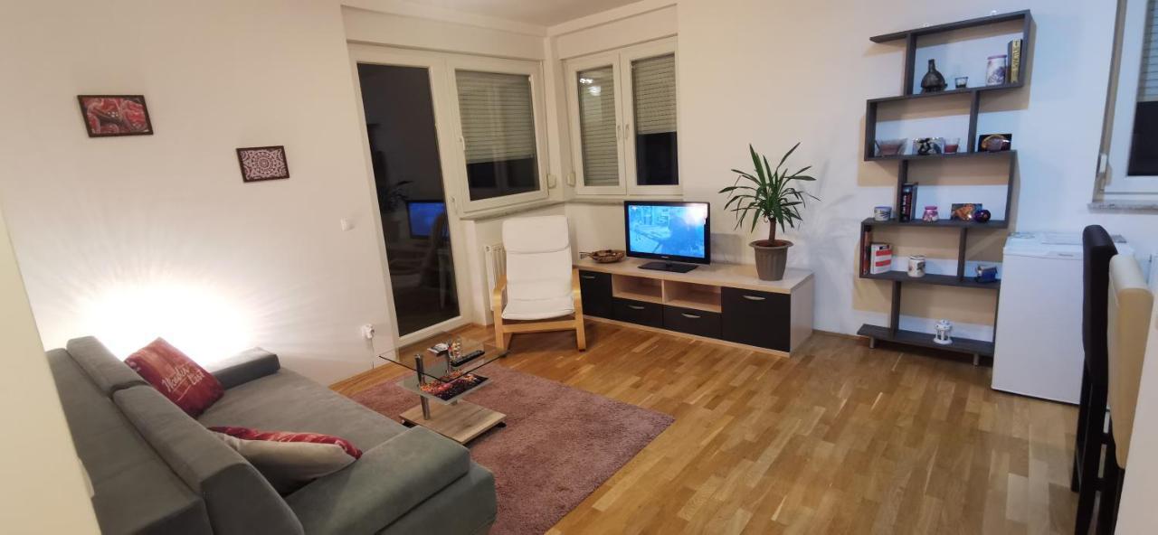 Apartment Daphnia Zagreb Exterior photo